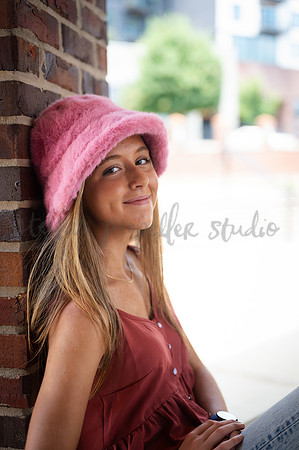 Joanie-5688