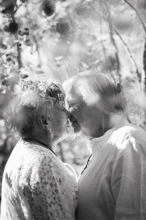 Georgi + Deb-4578-2