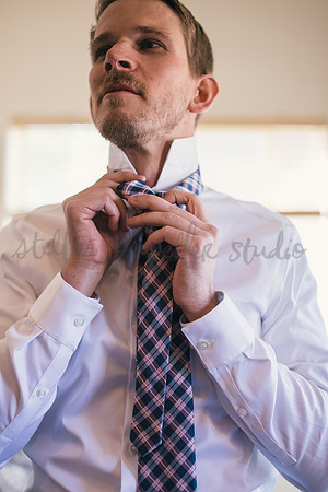 J+J Getting Ready-0454