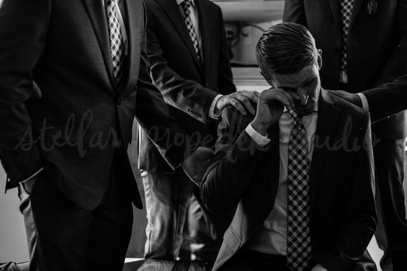 J+J Getting Ready-0587