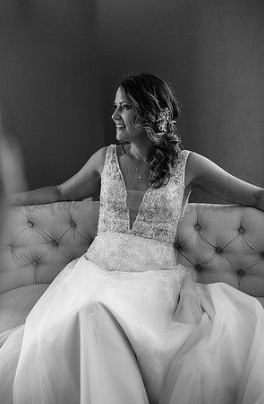 J+J Getting Ready-0678