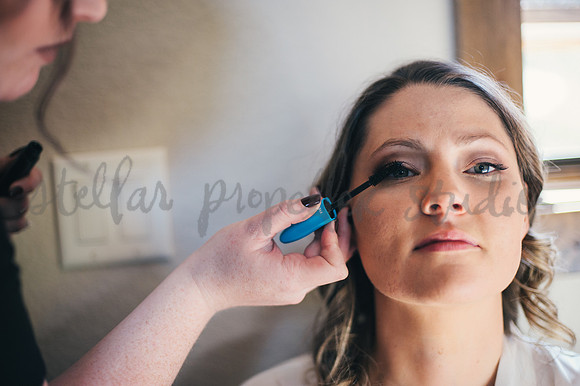 J+J Getting Ready-5128
