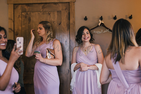 J+J Getting Ready-0676