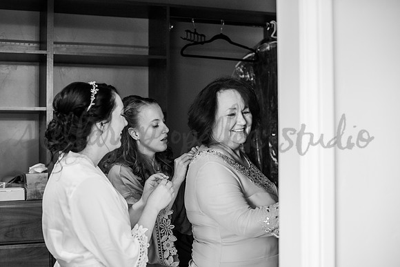 J+M Getting Ready-2212