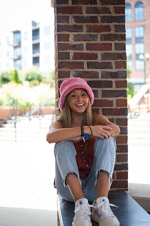 Joanie-5716